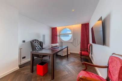 Apartamento T4 para Venda em Parque das Nações