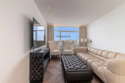 Apartamento T4 para Venda em Parque das Nações