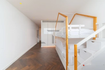 Apartamento T4 para Venda em Parque das Nações