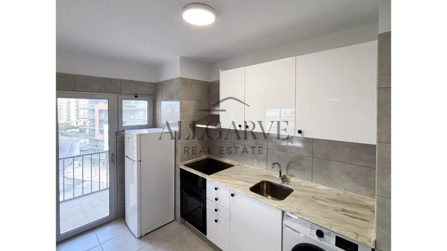 Apartamento T2 para Arrendamento em Portimão Foto 7