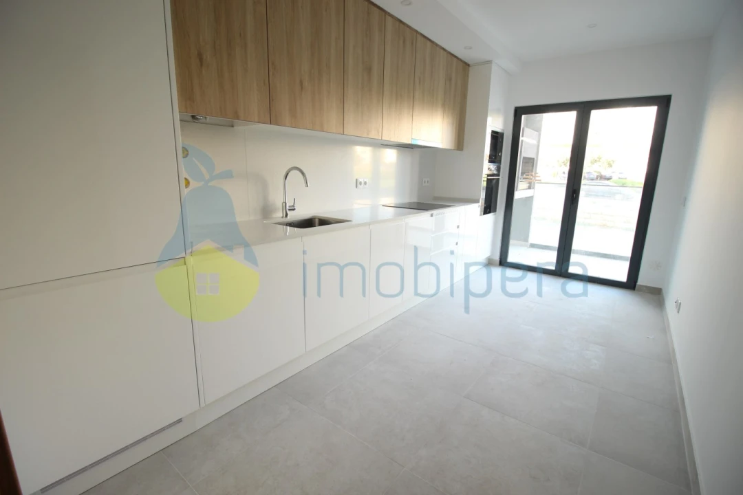 Apartamento T2 para Venda em Armação de Pera Foto 4
