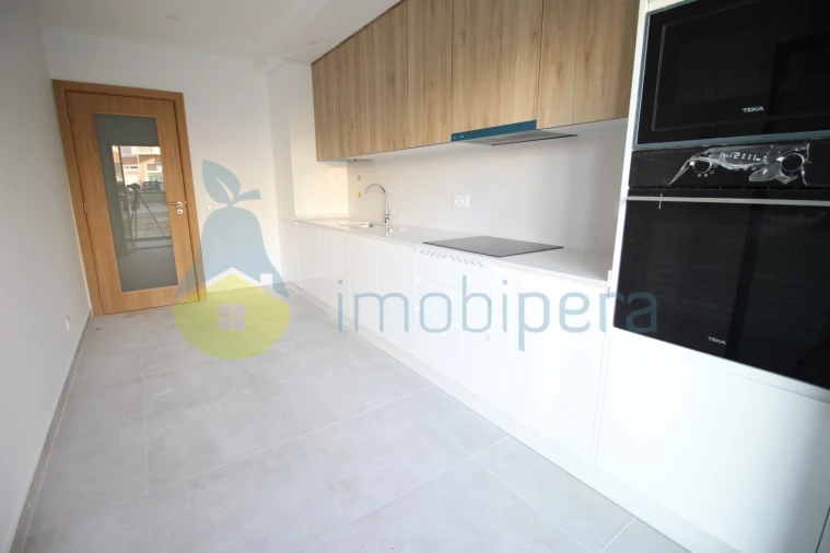 Apartamento T2 para Venda em Armação de Pera Foto 5