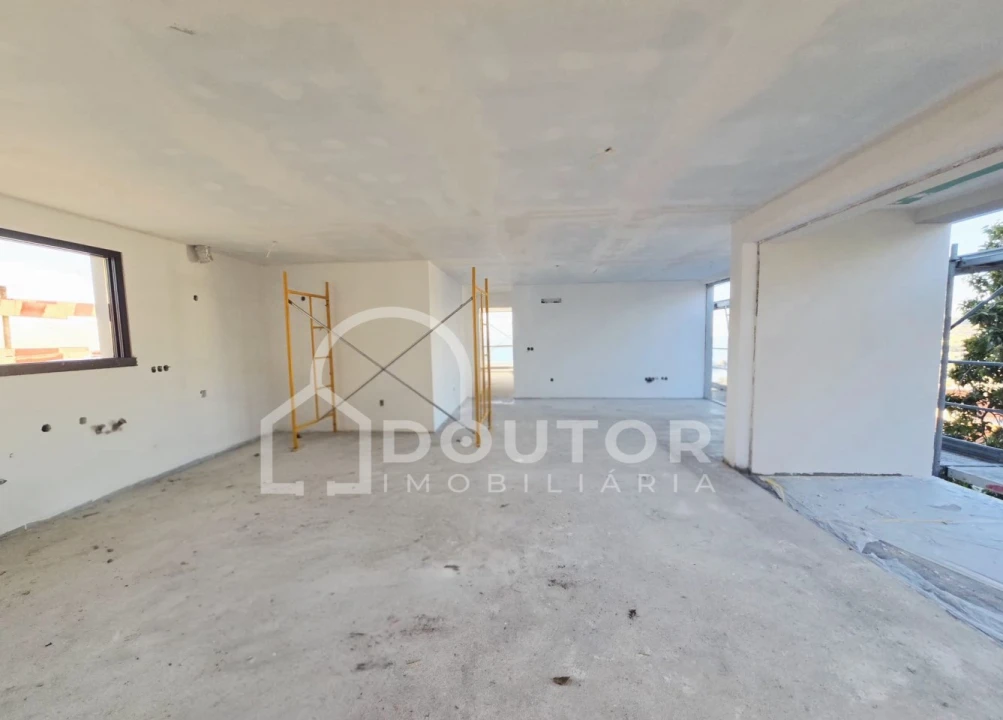 Apartamento T2 para Venda em Funchal (Santa Maria Maior) Foto 4