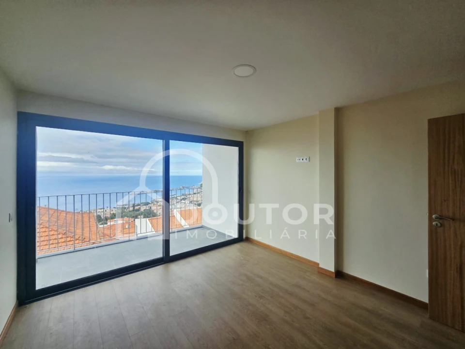Apartamento T2 para Venda em Funchal (Santa Maria Maior) Foto 7