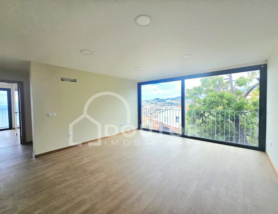 Apartamento T2 para Venda em Funchal (Santa Maria Maior) Foto 16