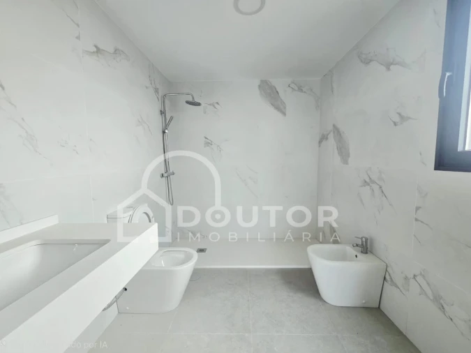 Apartamento T2 para Venda em Funchal (Santa Maria Maior) Foto 3
