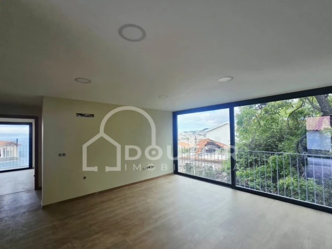 Apartamento T2 para Venda em Funchal (Santa Maria Maior) Foto 12