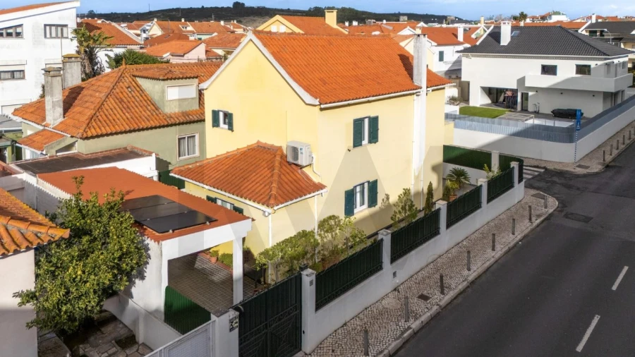 Moradia T3 para Venda em Carnaxide e Queijas Foto 5