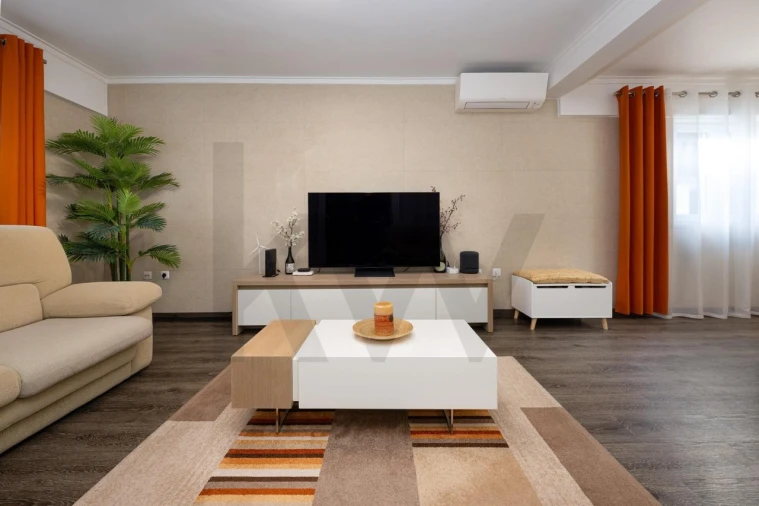 Moradia T3 para Venda em Carnaxide e Queijas Foto 18