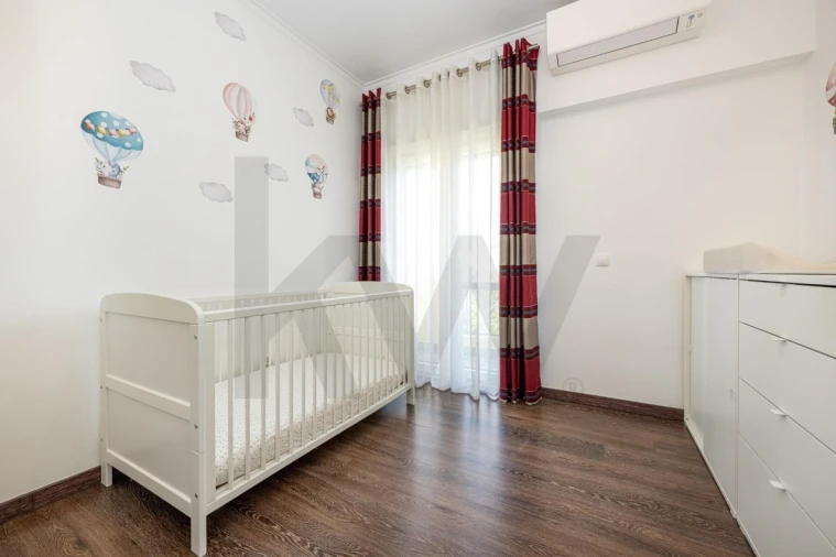 Moradia T3 para Venda em Carnaxide e Queijas Foto 28