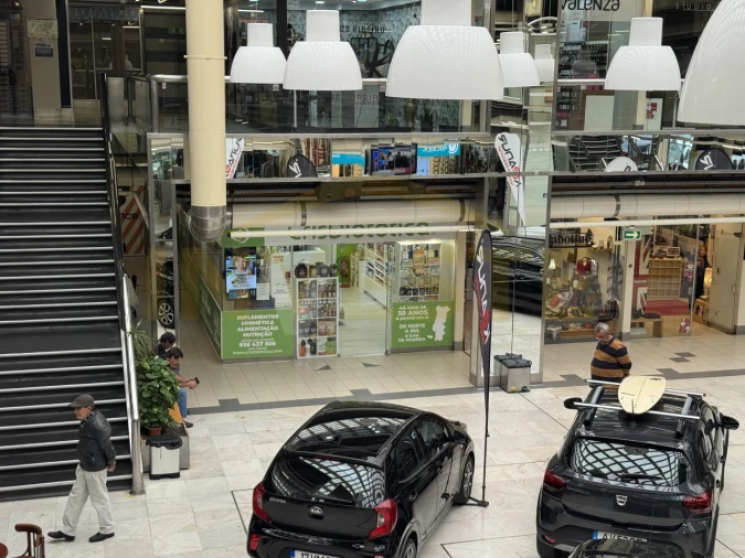 Loja para Venda em Oeiras e São Julião da Barra, Paço de Arcos e Caxias Foto 8