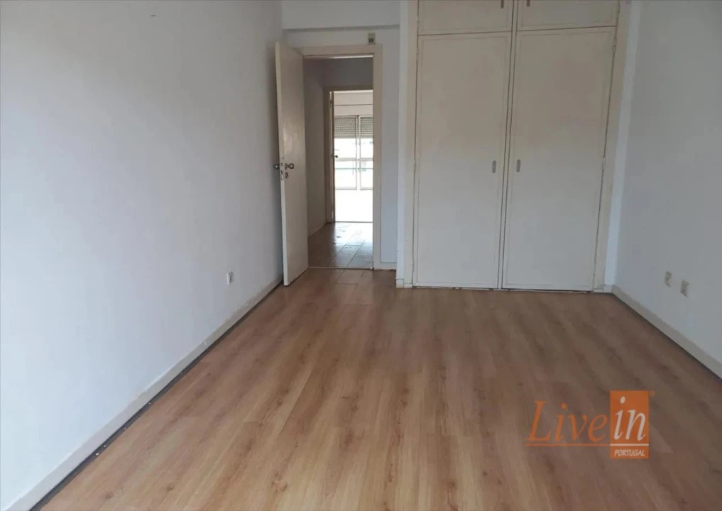 Apartamento T2 para Venda em Malveira e São Miguel de Alcainça Foto 10