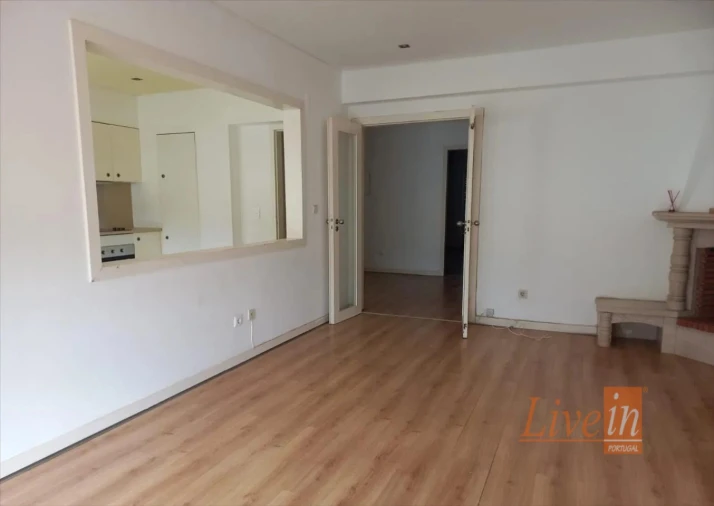 Apartamento T2 para Venda em Malveira e São Miguel de Alcainça Foto 6