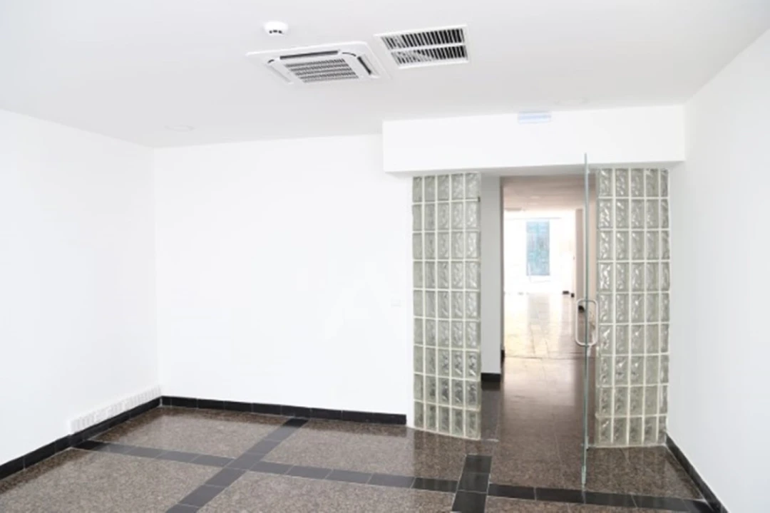 Loja para Arrendamento em Penha de França Foto 11