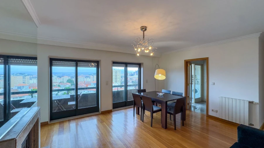 Apartamento T2 para Arrendamento em Arcozelo Foto 2