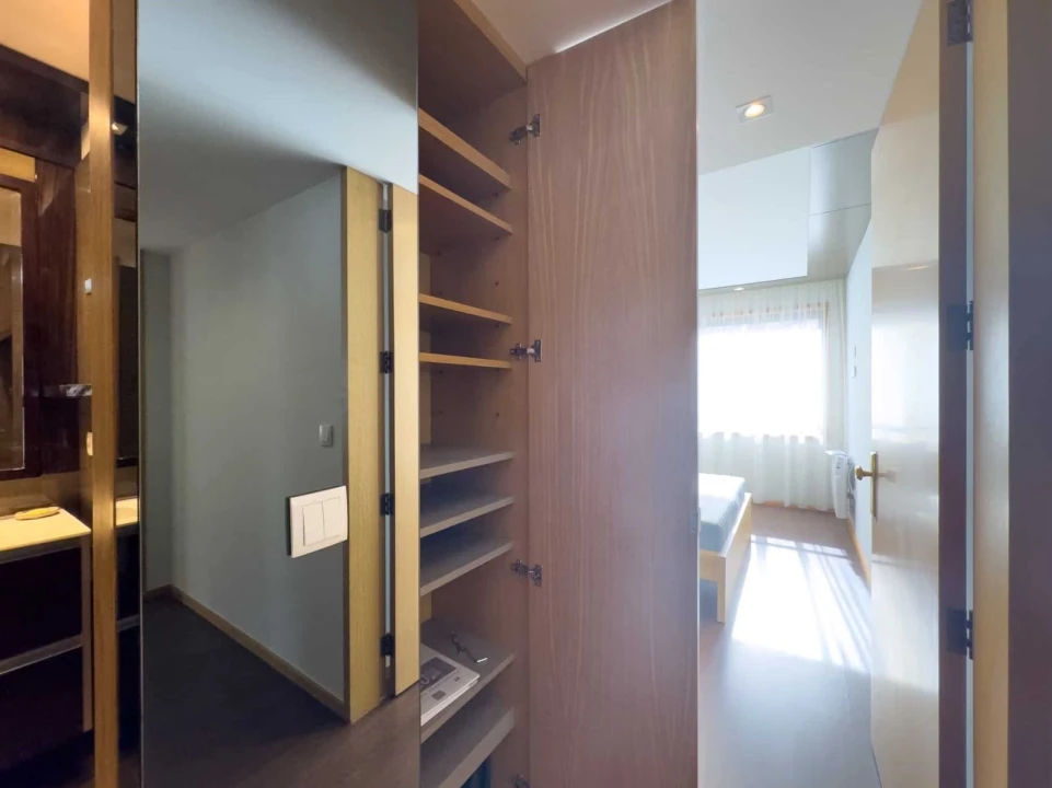 Apartamento T1 para Arrendamento em Arcozelo Foto 9