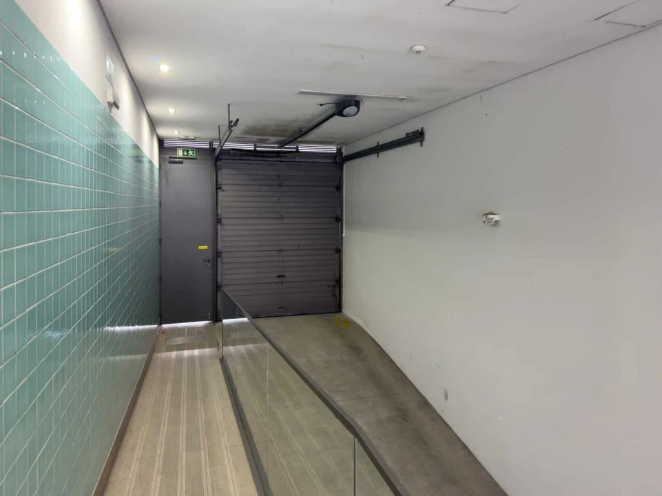 Apartamento T1 para Arrendamento em Arcozelo Foto 19