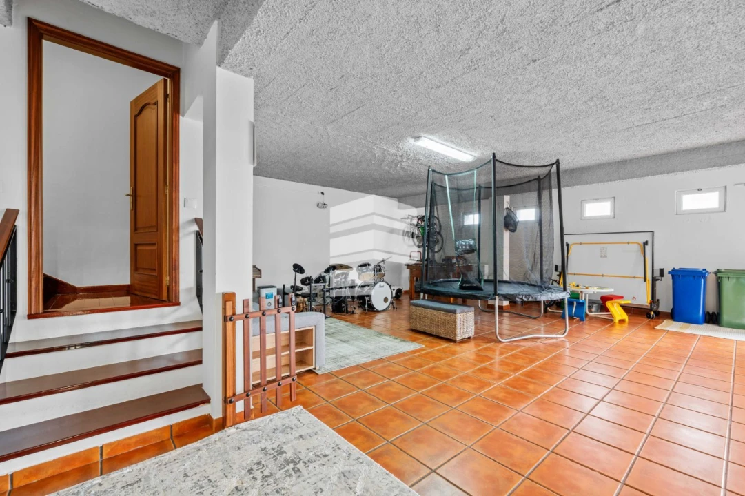 Moradia T5 para Venda em São Martinho Foto 26