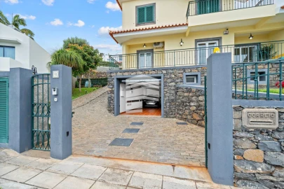 Moradia T5 para Venda em São Martinho