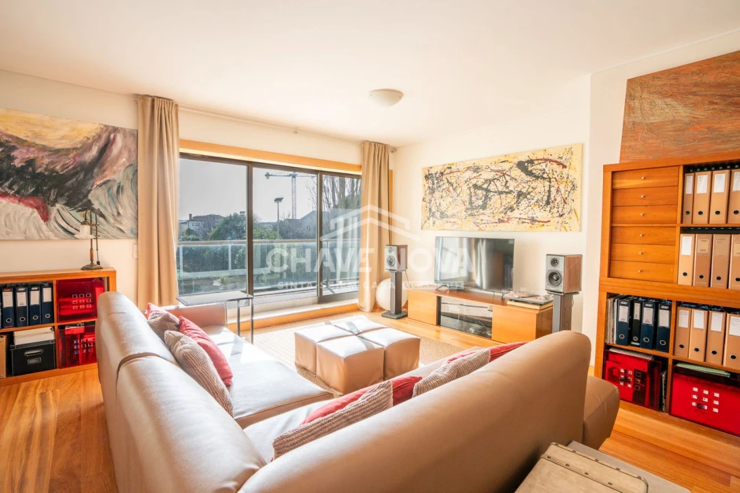Apartamento T3 para Venda em Lordelo do Ouro e Massarelos Foto 6