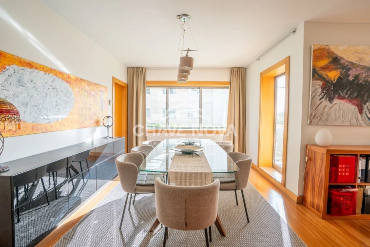 Apartamento T3 para Venda em Lordelo do Ouro e Massarelos Foto 10