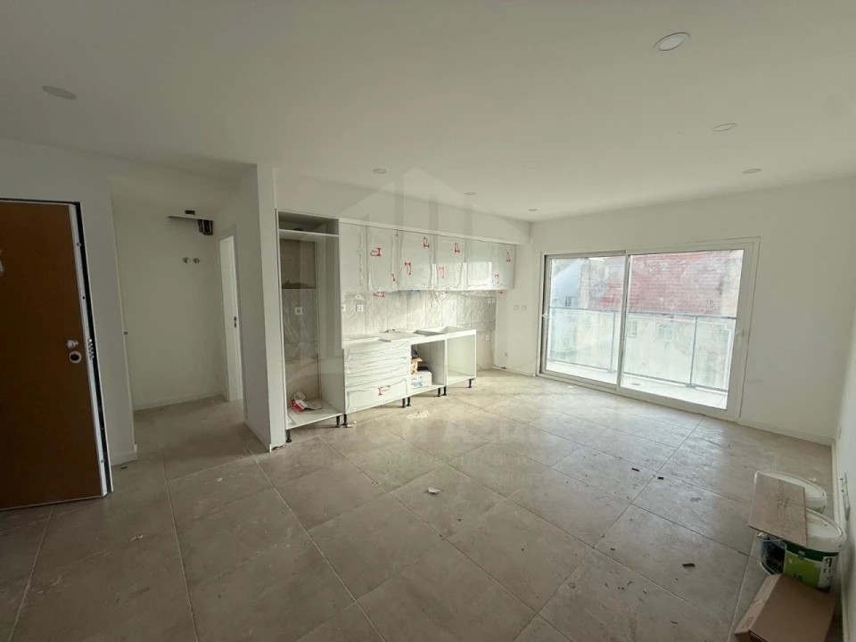 Apartamento T1 para Venda em Sesimbra (Santiago) Foto 1