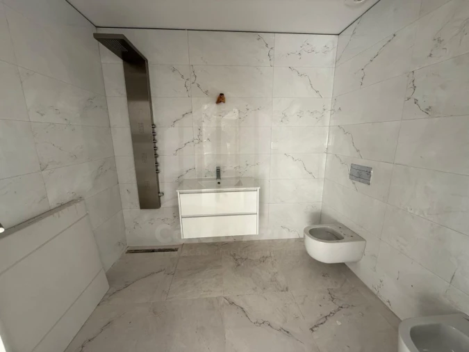 Apartamento T1 para Venda em Sesimbra (Santiago) Foto 8