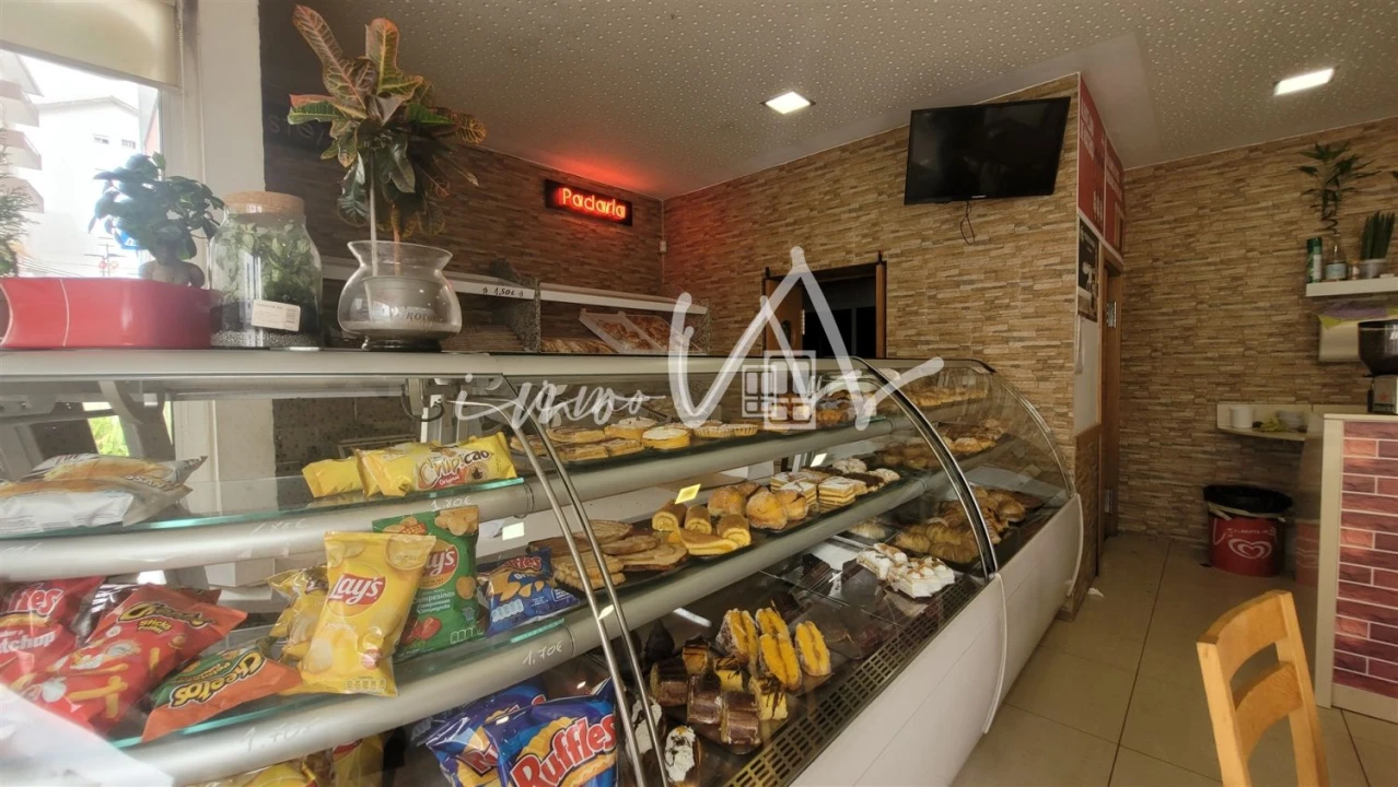 Loja para Trespasse em Eiras e São Paulo de Frades Foto 16