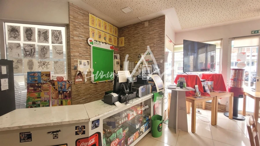 Loja para Trespasse em Eiras e São Paulo de Frades Foto 14