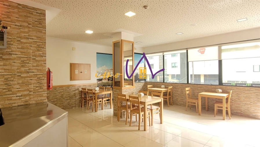 Loja para Trespasse em Eiras e São Paulo de Frades Foto 2