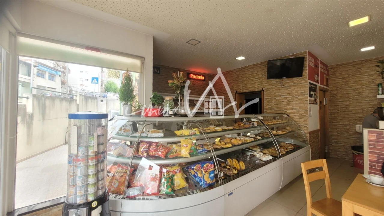 Loja para Trespasse em Eiras e São Paulo de Frades Foto 15