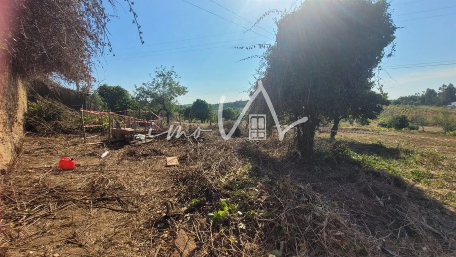 Moradia T2 para Venda em Vacariça Foto 3