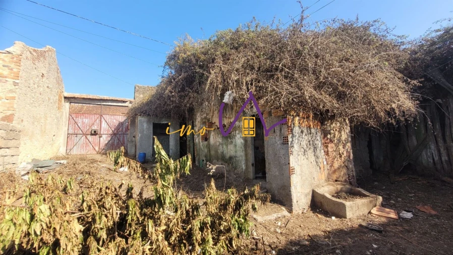 Moradia T2 para Venda em Vacariça Foto 4