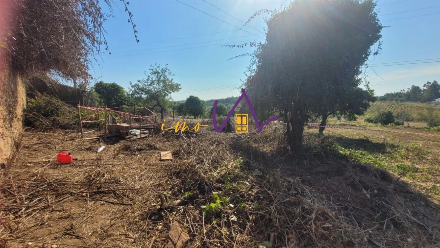 Moradia T2 para Venda em Vacariça Foto 3