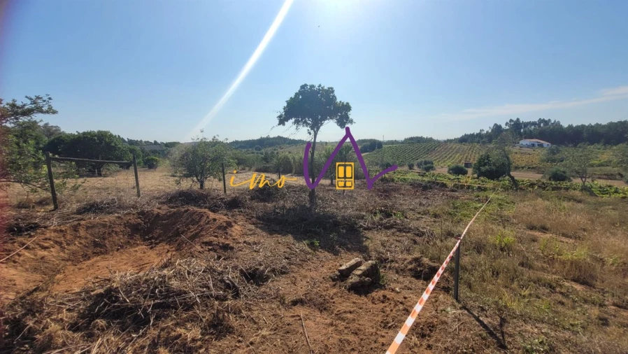 Moradia T2 para Venda em Vacariça Foto 2