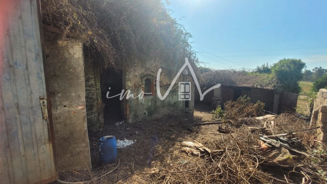 Moradia T2 para Venda em Vacariça Foto 12