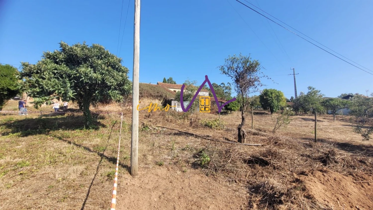 Moradia T2 para Venda em Vacariça Foto 1