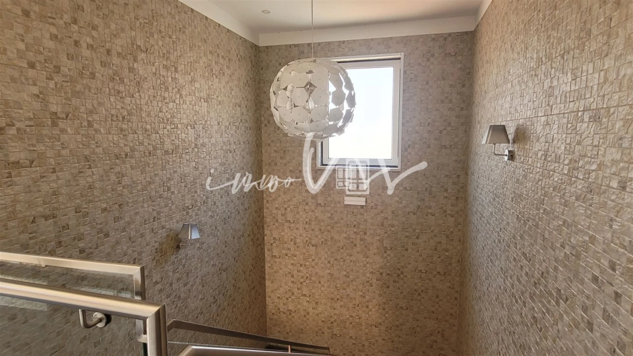 Moradia T9 para Venda em Buarcos Foto 47