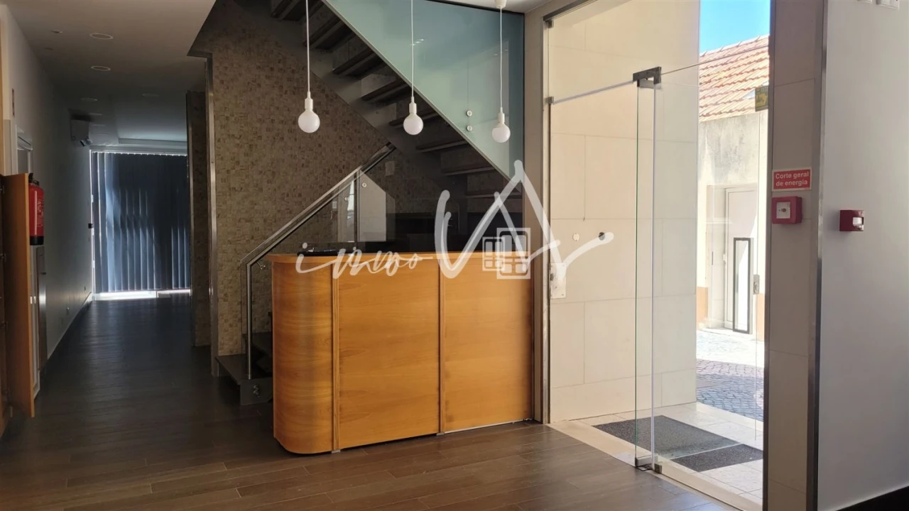 Moradia T9 para Venda em Buarcos Foto 12