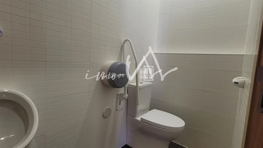 Moradia T9 para Venda em Buarcos Foto 6