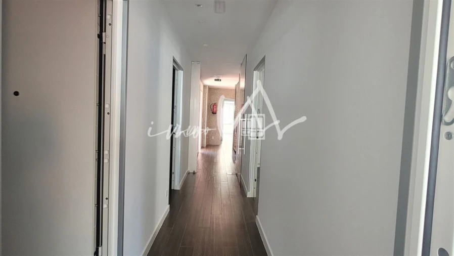 Moradia T9 para Venda em Buarcos Foto 46