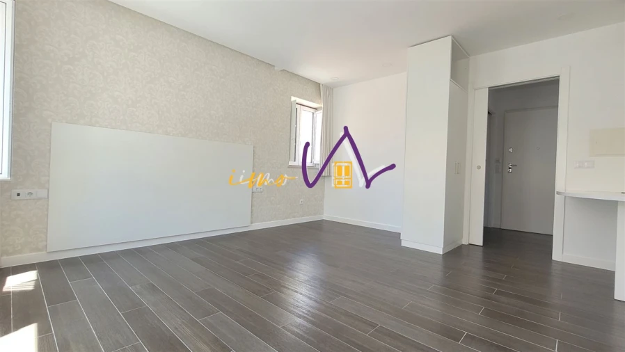 Moradia T9 para Venda em Buarcos Foto 26