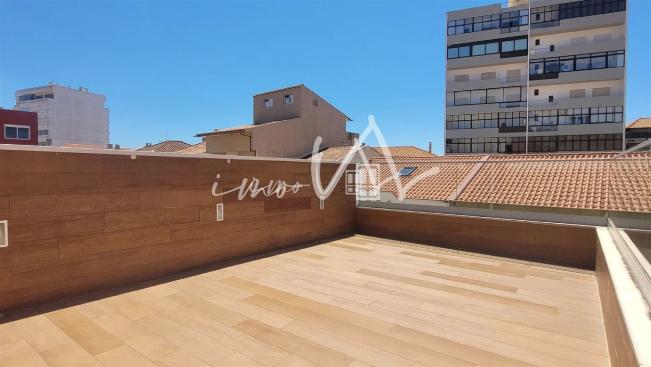 Moradia T9 para Venda em Buarcos Foto 53