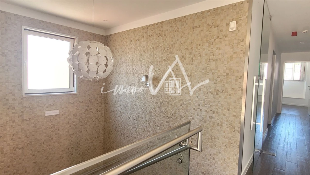 Moradia T9 para Venda em Buarcos Foto 49