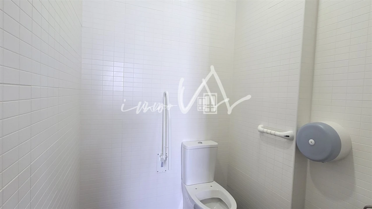 Moradia T9 para Venda em Buarcos Foto 7