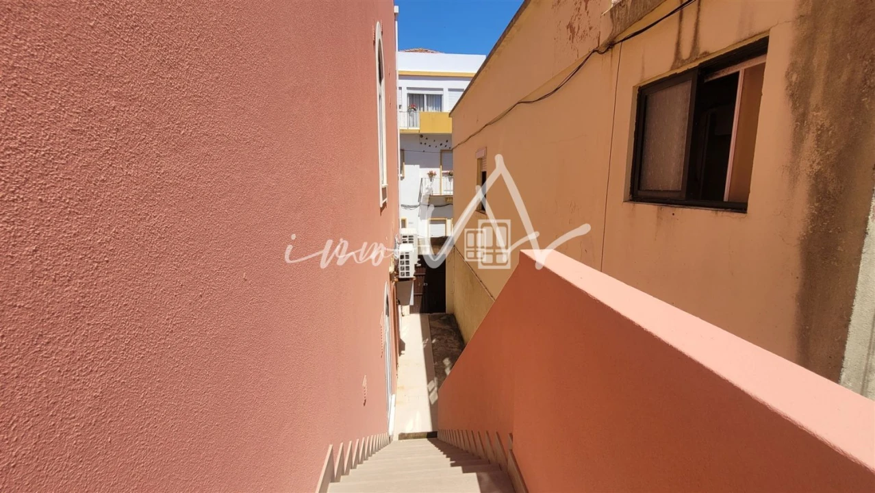 Moradia T9 para Venda em Buarcos Foto 31