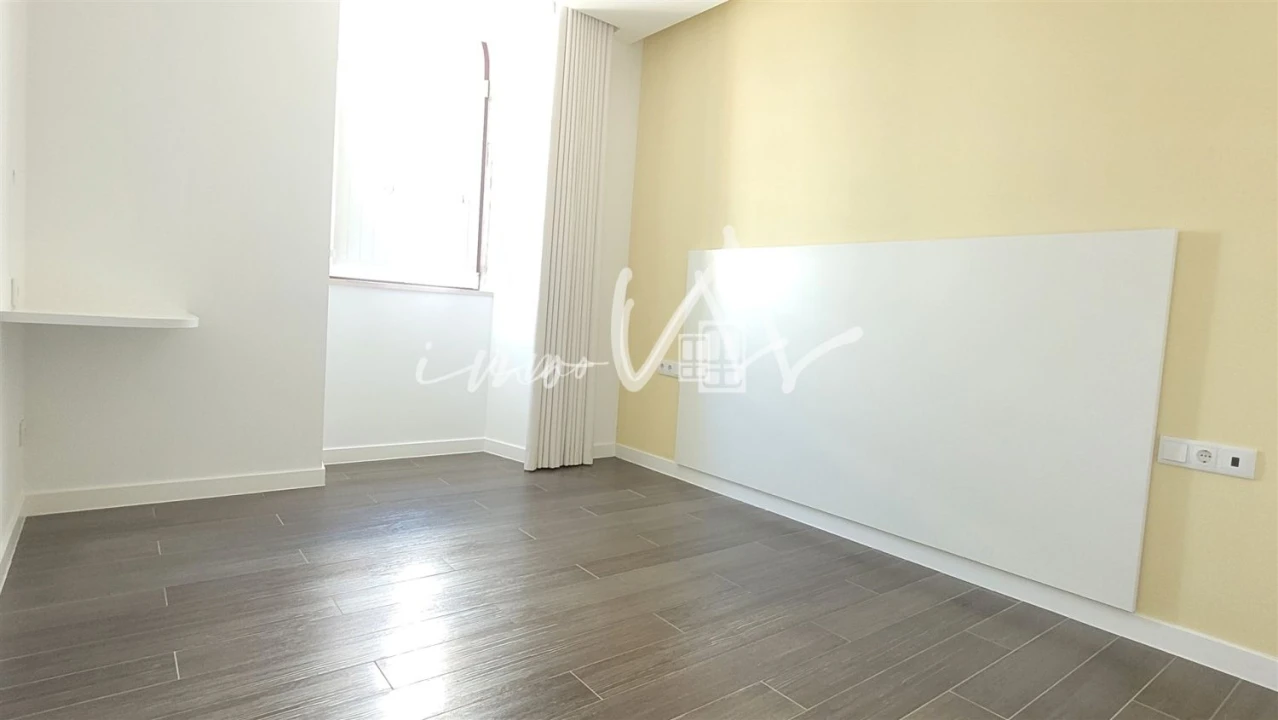 Moradia T9 para Venda em Buarcos Foto 39