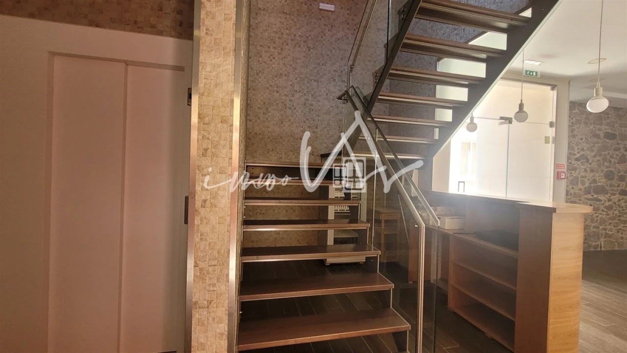 Moradia T9 para Venda em Buarcos Foto 22