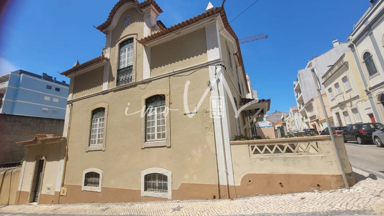 Moradia T7 para Venda em Buarcos Foto 36