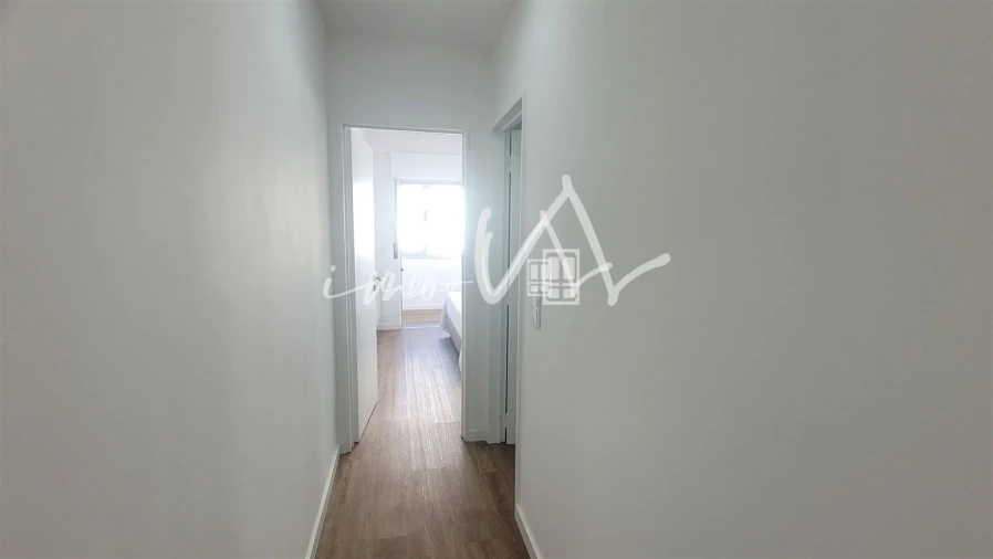 Apartamento T1 para Venda em Buarcos Foto 12